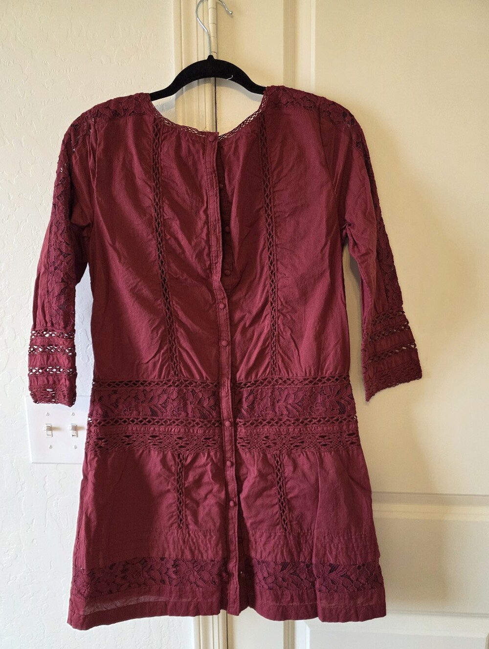Abercrombie & Fitch Lace-Trim Burgundy Mini Dress Size Medium - Picture 3 of 5